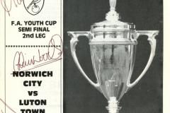 0_Youth_1983_04_07_Luton_Town