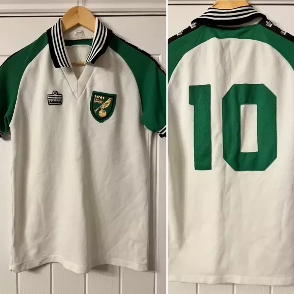 1976_81_Admiral_Away_10